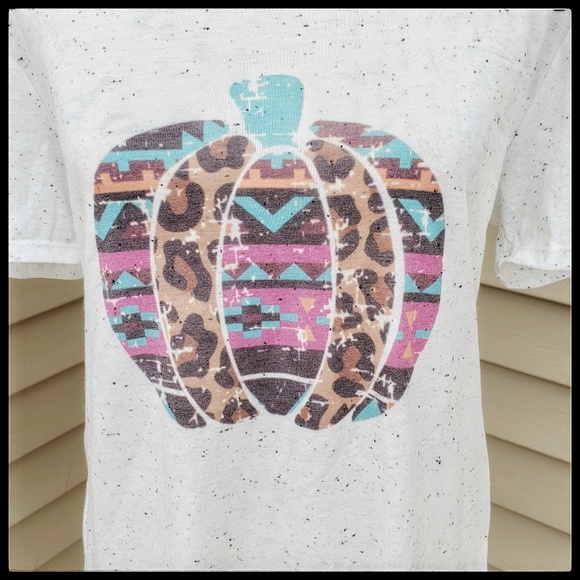Pumpkin Tees! Fall Design, NWT - Picture 4 of 8